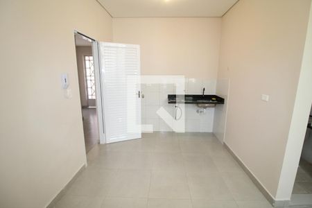 Sala / Cozinha de apartamento para alugar com 1 quarto, 16m² em Santana, São Paulo
