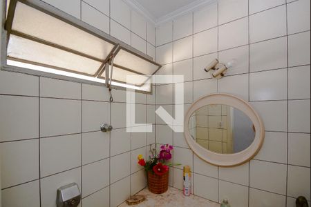 Casa à venda com 137m², 3 quartos e 2 vagas Casa à venda com 137m², 3 quartos e 2 vagasLavabo