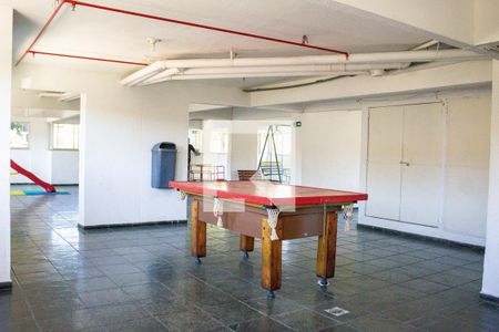 Apartamento para alugar com 48m², 2 quartos e 1 vaga Apartamento para alugar com 48m², 2 quartos e 1 vagaÁrea comum - Playground