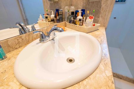 Apartamento à venda com 203m², 3 quartos e 3 vagasBanheiro da Suíte 3