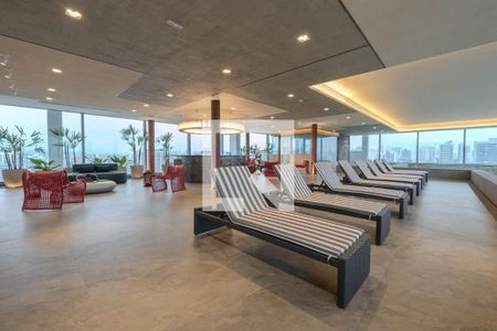 Studio para alugar com 24m², 1 quarto e sem vaga Studio para alugar com 24m², 1 quarto e sem vagaÁrea comum - Piscina