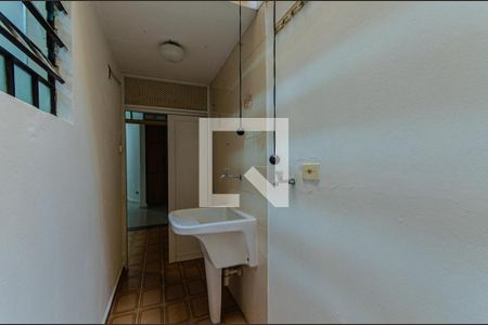 Apartamento para alugar com 70m², 2 quartos e 1 vagaÁrea de Serviço