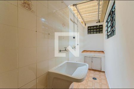 Apartamento para alugar com 70m², 2 quartos e 1 vagaÁrea de Serviço