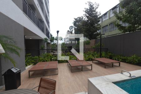 Studio para alugar com 40m², 1 quarto e 1 vaga Studio para alugar com 40m², 1 quarto e 1 vagaÁrea comum - Piscina