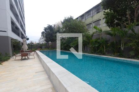 Studio para alugar com 40m², 1 quarto e 1 vaga Studio para alugar com 40m², 1 quarto e 1 vagaÁrea comum - Piscina