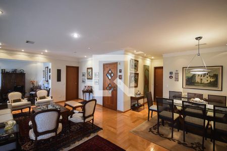 Apartamento à venda com 226m², 3 quartos e 4 vagasSala