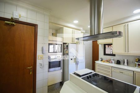 Apartamento à venda com 226m², 3 quartos e 4 vagasCozinha