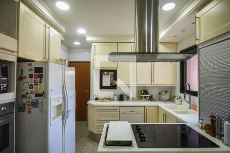 Apartamento à venda com 226m², 3 quartos e 4 vagasCozinha