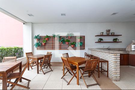 Apartamento à venda com 65m², 2 quartos e 1 vagaÁrea comum - Churrasqueira