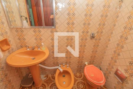 Casa para alugar com 381m², 3 quartos e 10 vagasBanheiro