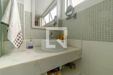 Apartamento à venda com 371m², 3 quartos e 5 vagasBanheiro da Suíte 1