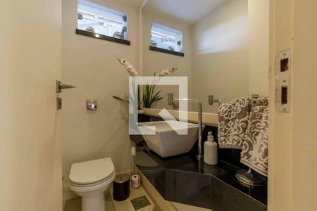 Apartamento à venda com 371m², 3 quartos e 5 vagasLavabo