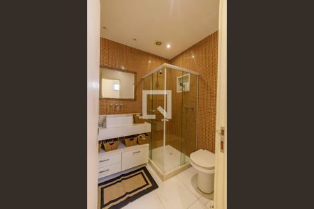 Apartamento à venda com 371m², 3 quartos e 5 vagasBanheiro Social