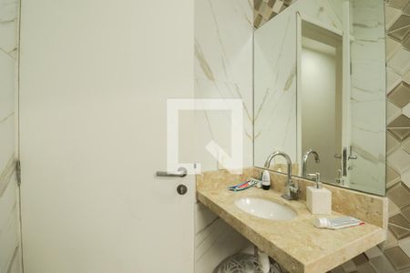 Casa à venda com 130m², 4 quartos e 2 vagasBanheiro Social