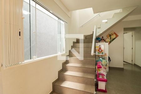 Sala de casa à venda com 4 quartos, 130m² em Parque Sao Domingos, São Paulo