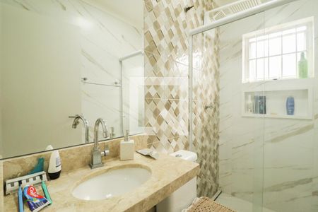 Casa à venda com 130m², 4 quartos e 2 vagasÁrea de Serviço