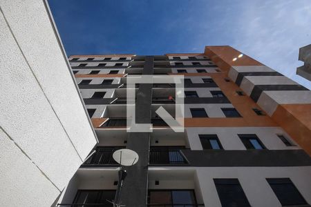 Apartamento à venda com 42m², 2 quartos e 1 vaga Apartamento à venda com 42m², 2 quartos e 1 vagaFachada