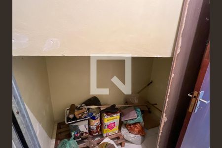 Casa à venda com 255m², 3 quartos e 5 vagasDespensa