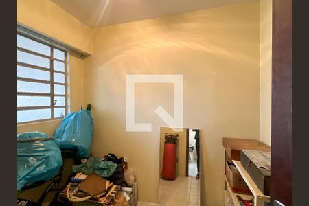 Casa à venda com 255m², 3 quartos e 5 vagasQuarto de Serviço