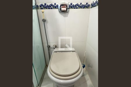 Casa à venda com 255m², 3 quartos e 5 vagasBanheiro da Suíte