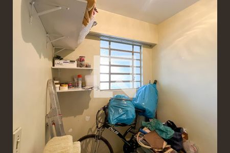 Casa à venda com 255m², 3 quartos e 5 vagasQuarto de Serviço