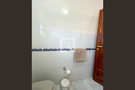 Casa à venda com 255m², 3 quartos e 5 vagasBanheiro da Suíte