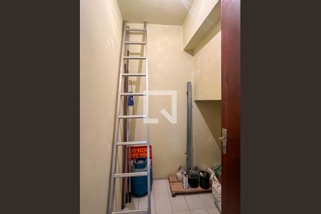 Casa à venda com 255m², 3 quartos e 5 vagasDespensa