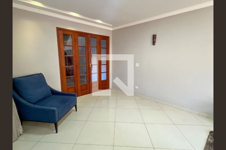 Sala de casa à venda com 3 quartos, 255m² em Parque São Domingos, São Paulo