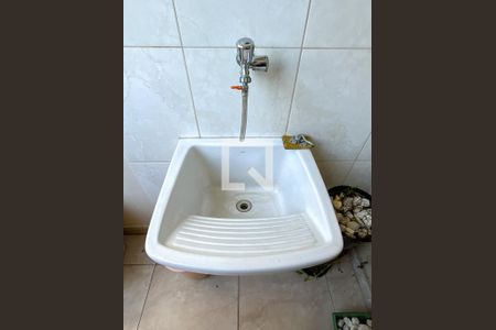 Casa à venda com 255m², 3 quartos e 5 vagasÁrea de Serviço 1