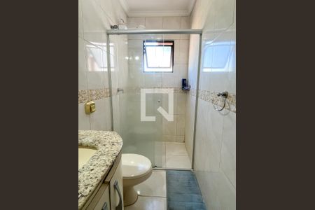 Casa à venda com 255m², 3 quartos e 5 vagasBanheiro Corredor