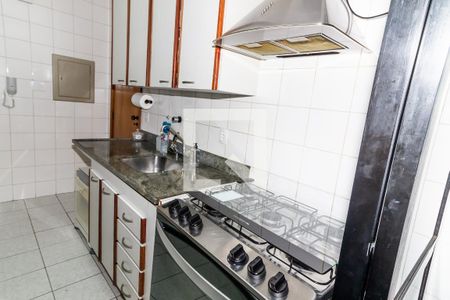 Apartamento à venda com 110m², 3 quartos e 2 vagasCozinha