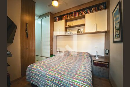 Casa à venda com 187m², 3 quartos e 2 vagasQuarto