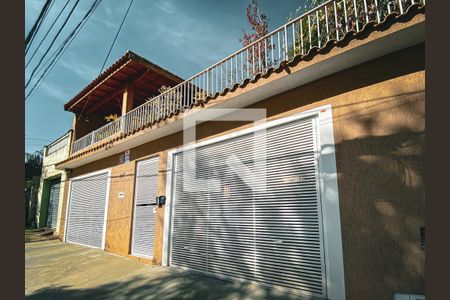 Casa à venda com 187m², 3 quartos e 2 vagasFachada 