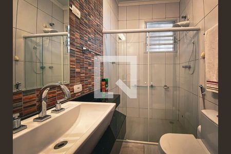 Casa à venda com 187m², 3 quartos e 2 vagasBanheiro social 