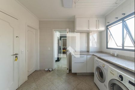 Apartamento à venda com 911m², 4 quartos e 4 vagas Apartamento à venda com 911m², 4 quartos e 4 vagasLavanderia