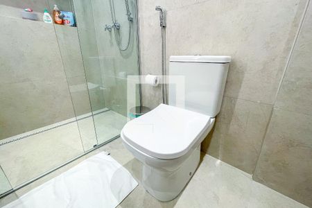 Apartamento à venda com 188m², 3 quartos e 2 vagas Apartamento à venda com 188m², 3 quartos e 2 vagasBanheiro