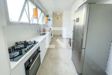 Apartamento à venda com 188m², 3 quartos e 2 vagas Apartamento à venda com 188m², 3 quartos e 2 vagasCozinha