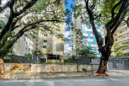Apartamento à venda com 188m², 3 quartos e 2 vagas Apartamento à venda com 188m², 3 quartos e 2 vagasFachada