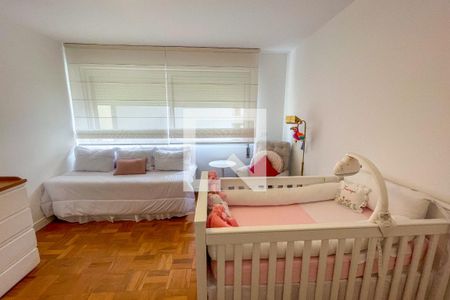 Apartamento à venda com 188m², 3 quartos e 2 vagas Apartamento à venda com 188m², 3 quartos e 2 vagasQuarto 1