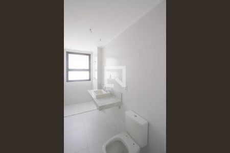 Apartamento à venda com 227m², 4 quartos e 4 vagas Apartamento à venda com 227m², 4 quartos e 4 vagasBanheiro Suíte 1