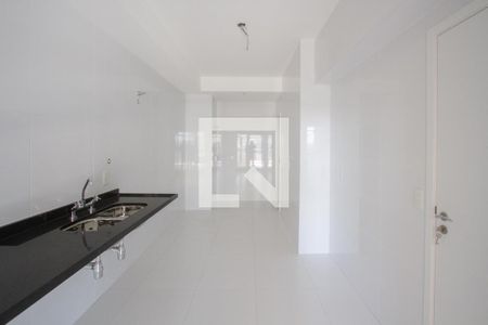 Apartamento à venda com 227m², 4 quartos e 4 vagas Apartamento à venda com 227m², 4 quartos e 4 vagasCozinha