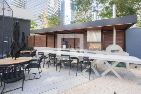 Apartamento à venda com 227m², 4 quartos e 4 vagas Apartamento à venda com 227m², 4 quartos e 4 vagasChurrasqueira