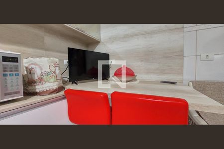 Casa à venda com 200m², 3 quartos e 4 vagas Casa à venda com 200m², 3 quartos e 4 vagasCozinha