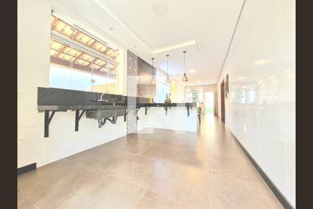 Casa à venda com 150m², 4 quartos e 2 vagasCozinha americana