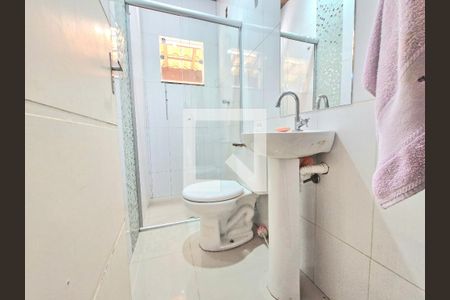 Casa à venda com 150m², 4 quartos e 2 vagasBanheiro social 2