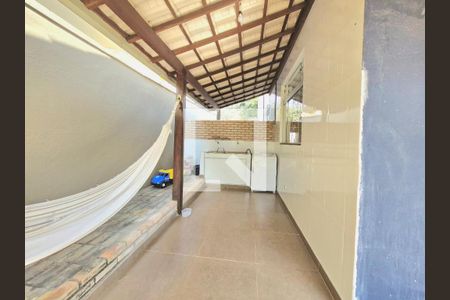 Casa à venda com 150m², 4 quartos e 2 vagasÁrea de Serviço