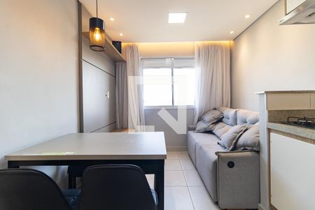 Sala de apartamento para alugar com 2 quartos, 32m² em Parque Fongaro, São Paulo