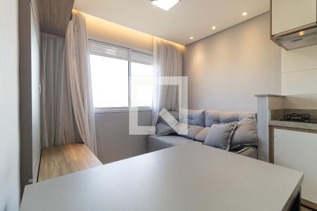 Sala de apartamento para alugar com 2 quartos, 32m² em Parque Fongaro, São Paulo