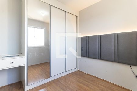 Quarto 1 de apartamento para alugar com 2 quartos, 32m² em Parque Fongaro, São Paulo