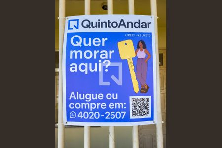 Apartamento para alugar com 70m², 2 quartos e sem vaga Apartamento para alugar com 70m², 2 quartos e sem vagaPlaca QuintoAndar instalada na fachada do imóvel
